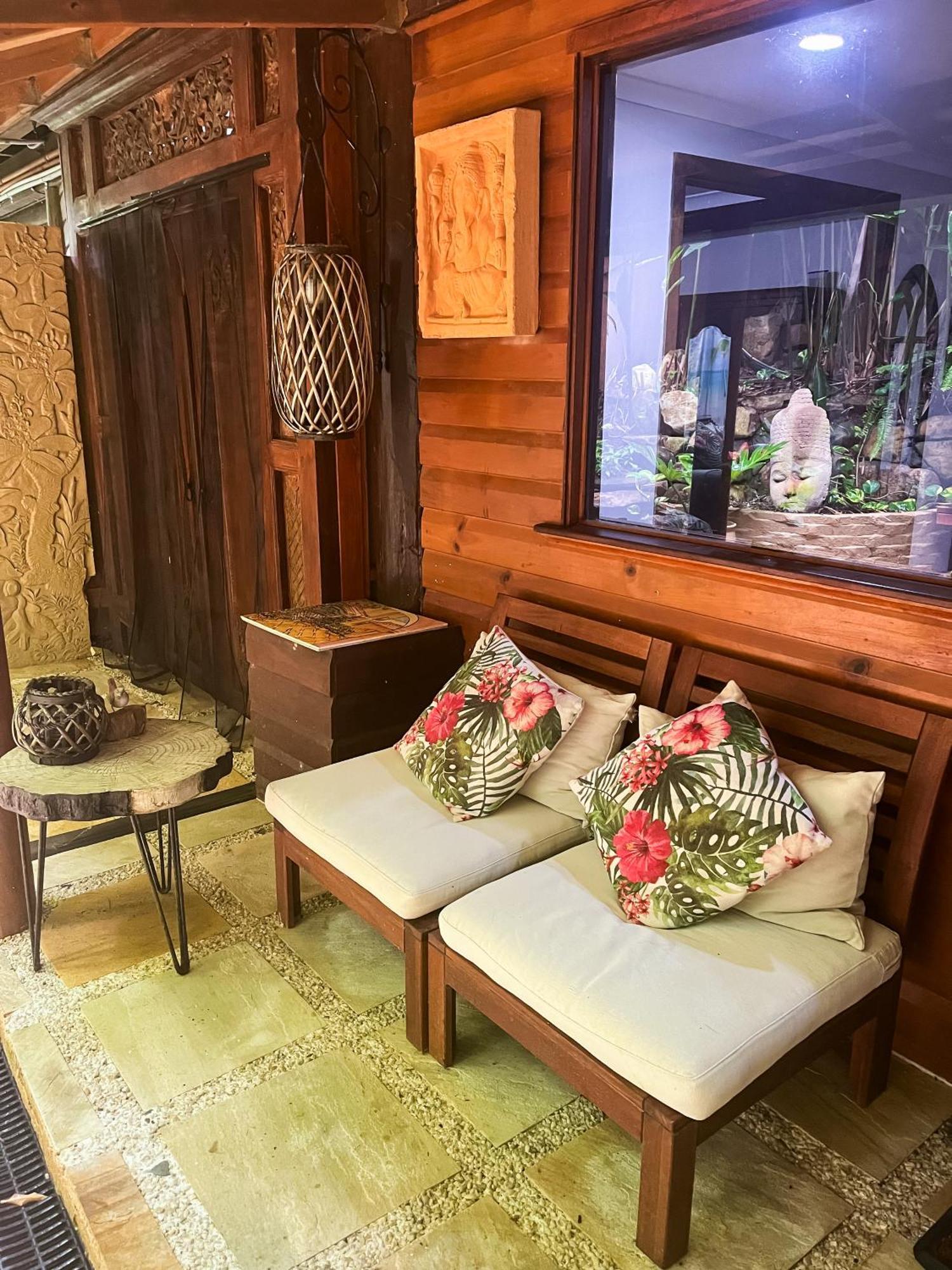 Whitsundays Bnb Retreat Airlie Beach Exterior foto